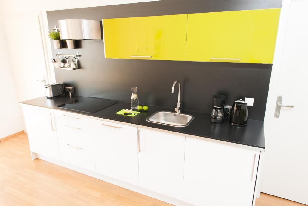 Traditional Apartments Vienna Tav Bilik gambar